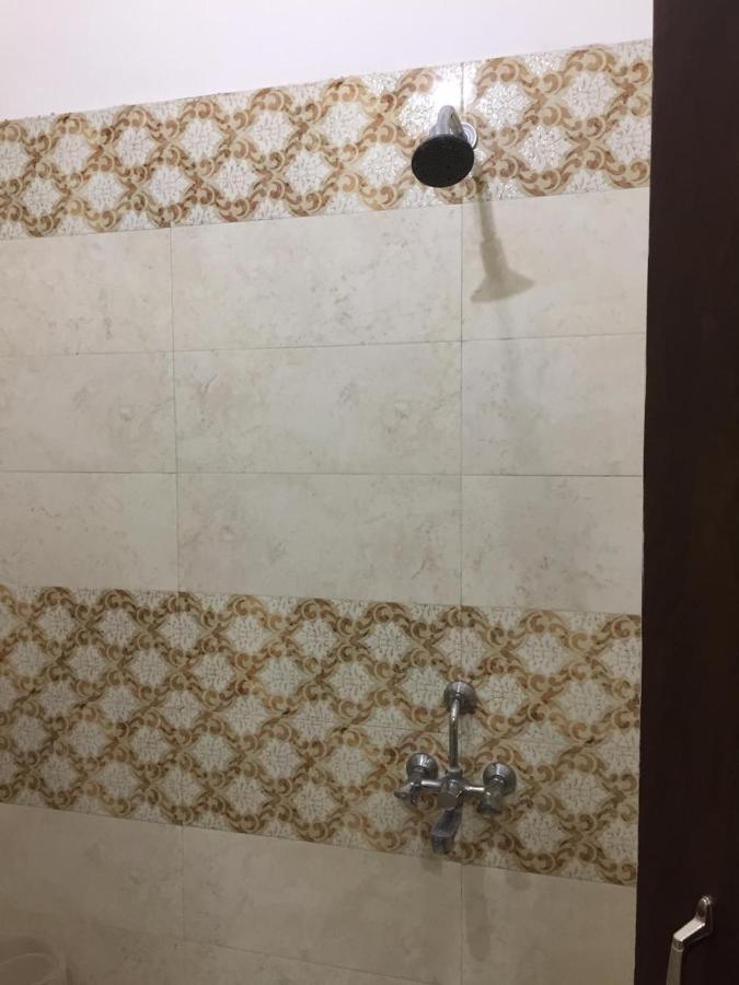 Hotel Blue Star Waranasi Zewnętrze zdjęcie