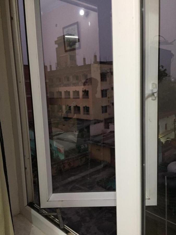 Hotel Blue Star Waranasi Zewnętrze zdjęcie