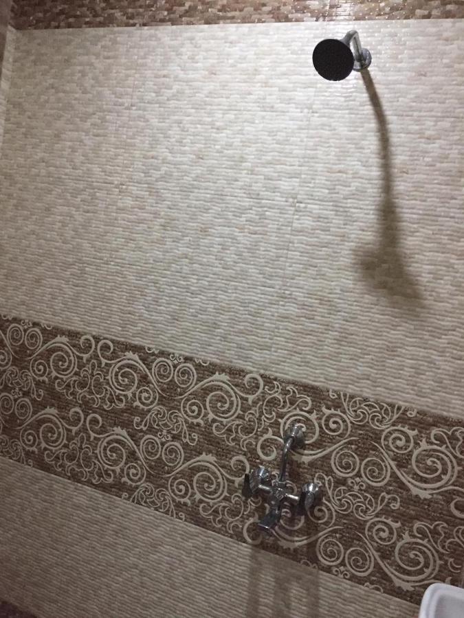 Hotel Blue Star Waranasi Zewnętrze zdjęcie